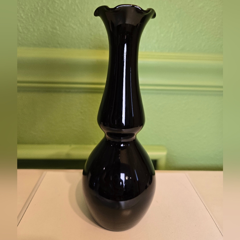 Vintage hand blown black amethyst vase